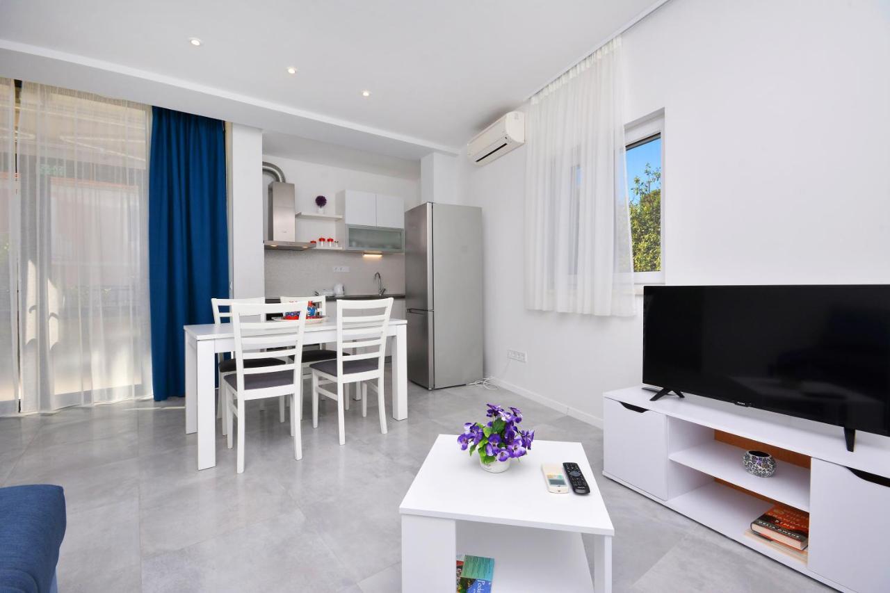 Seas The Day Apartments Podstrana Ngoại thất bức ảnh
